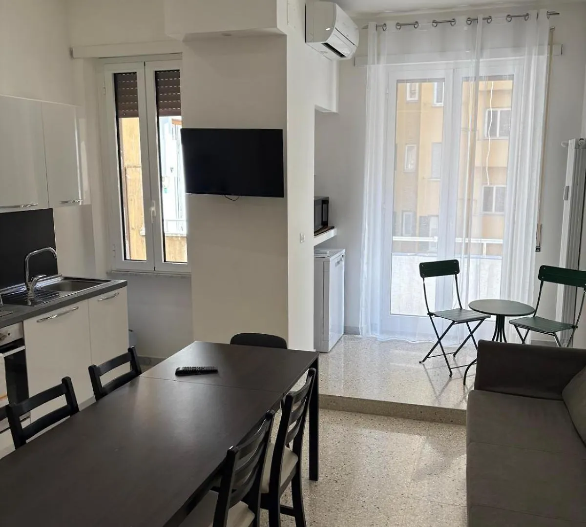 Apartment Maison Matilde Piazza Bologna Rome Italy